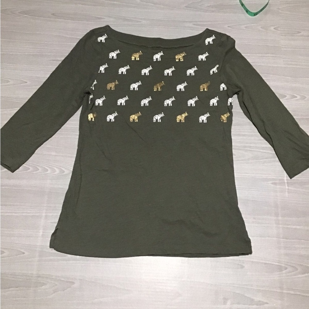 .Loft army green elephant tee. Small